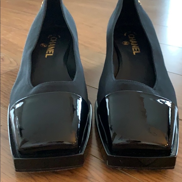 💜RARE💜Chanel Paris Seoul Cap Toe Pumps - Picture 4 of 8